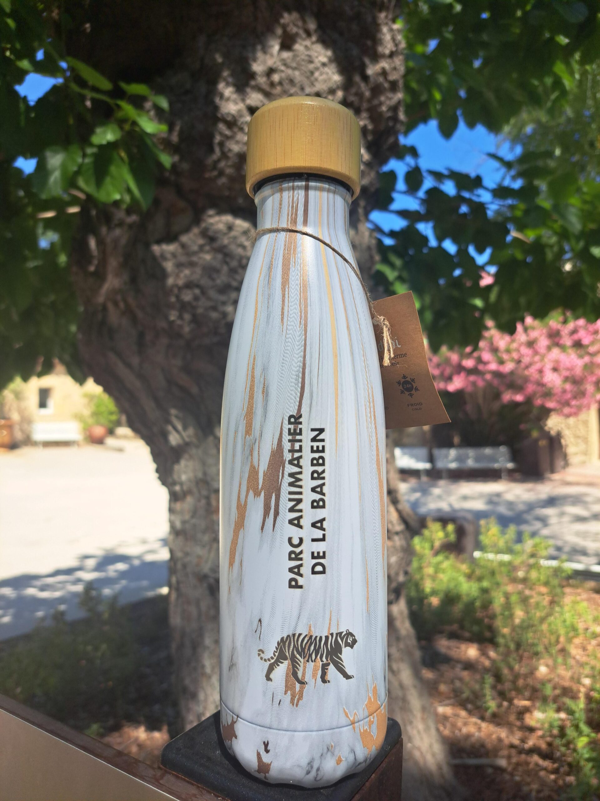 GOURDE ISOTHERME BLANCHE "TIGRE"